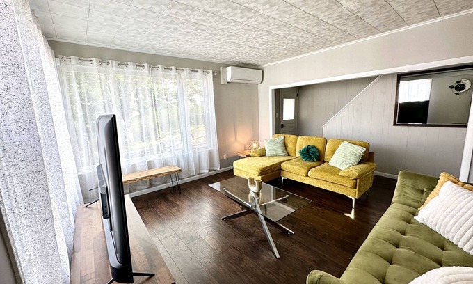 Biddeford Apartamento | Cozy 2 Bedroom Apartment in Downtown Biddeford Pet-Friendly.