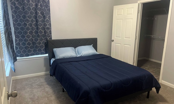 Gallatin Apartamento | Cozy 2-bedroom apartment in marvelous Gallatin with WiFi, AC