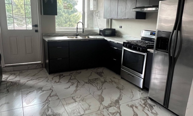 Tijuana Apartamento | Cozy 2-bedroom apartment in welcoming Tijuana with WiFi, AC