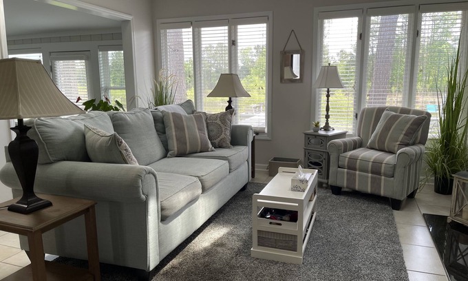 Vass Condominio | Cozy 2-Bedroom Condo, Enclosed Patio/ Queen Sleeper sofa, Sleeps 8