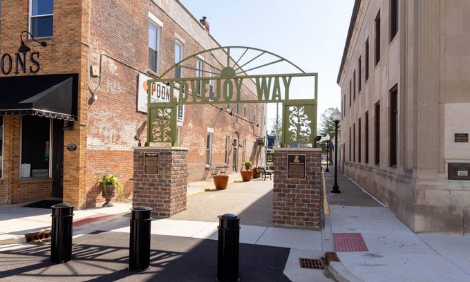 Princeton Apartamento | Cozy 2 bedroom condo downtown Princeton