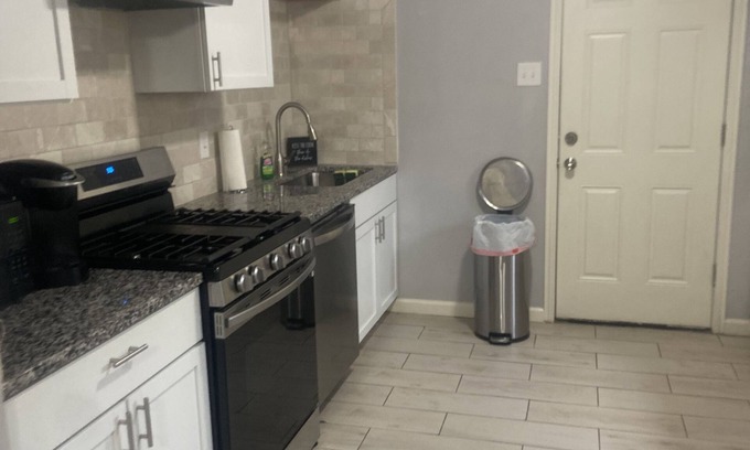 Fort Worth Casa | Cozy 2 Bedroom Home (Entire House)
