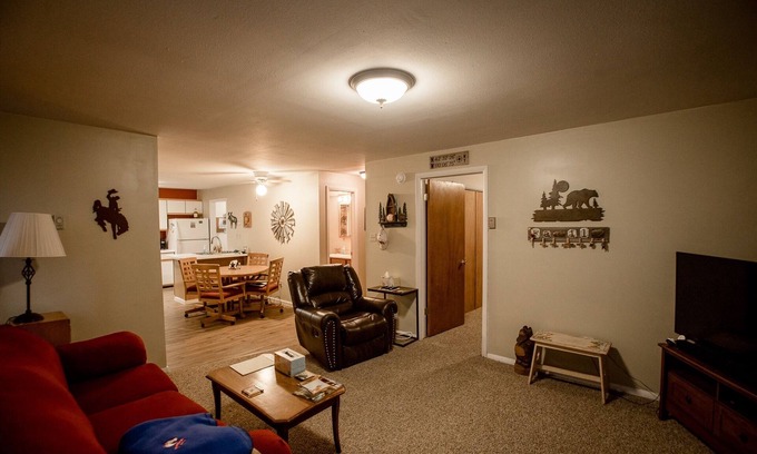 Big Piney Casa | Cozy 2-bedroom house in charming downtown Big Piney.