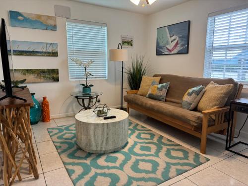 Juno Ridge Casa | Cozy 2 bedroom near intercoastal & beaches