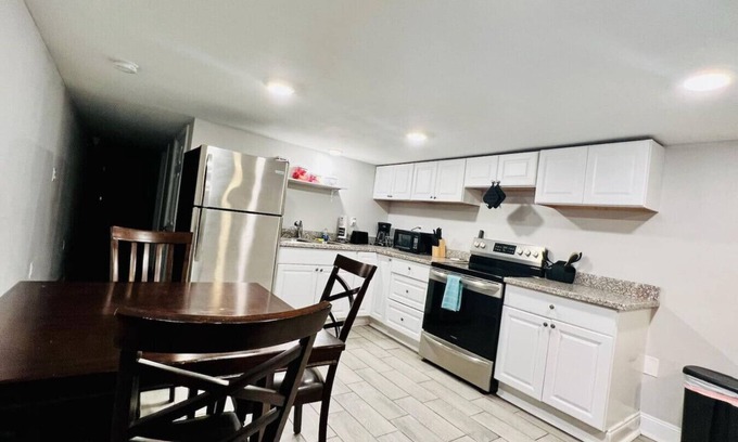 Holy Cross District Apartamento | Cozy 2 Bedroom on Saint Claude