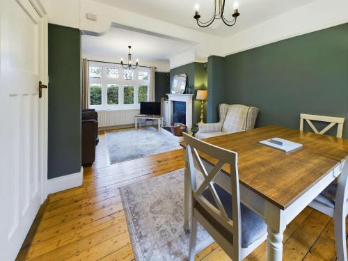 Belfast Casa | Cozy 2 Bedroom Property in Belfast