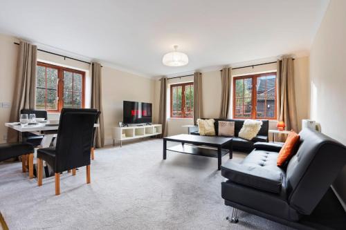 Milton Keynes Apartamento | Cozy 2bed flat with free parking near Willen Lake in Milton Keynes