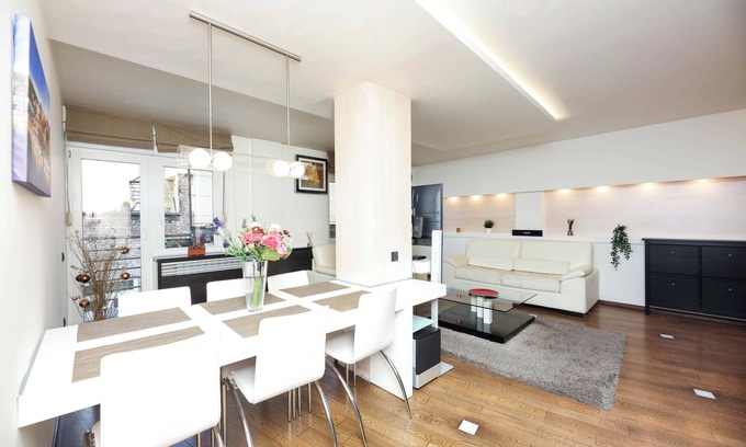 Vracar Apartamento | Cozy 2bedroom apartment in welcoming Belgrade with WiFi,AC & everything you need