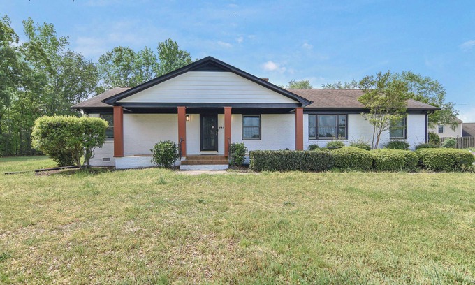 Fort Mill Casa | Cozy 2BR 2BA 5 min to lake 20 min to downtown CLT