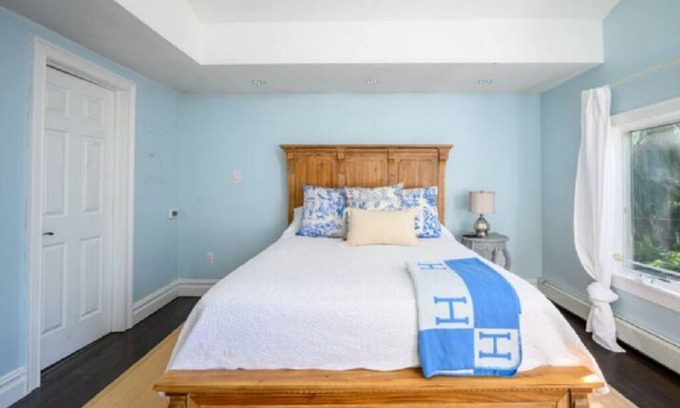 Fair Lawn Apartamento | Cozy 2BR Apt w/ Dedicated Home Office & Restoration Hardware Furnishing