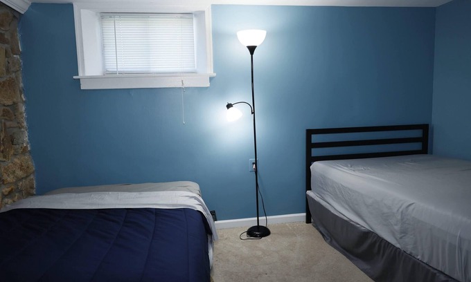 Hybla Valley Casa | Cozy 2BR basement aparment in Alexandria