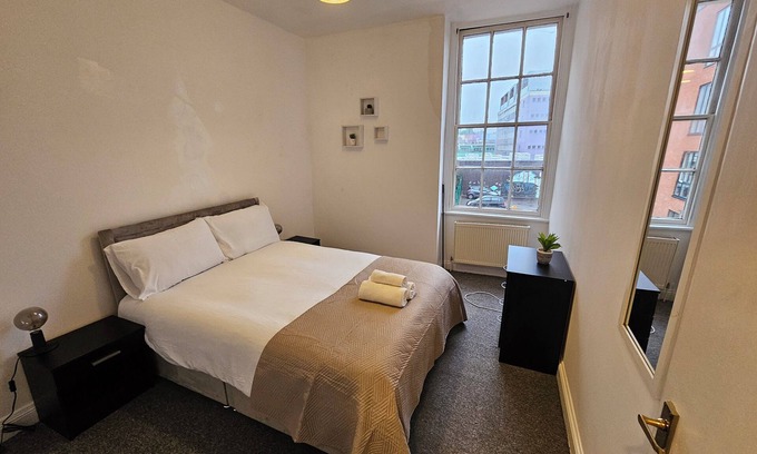 Saint Paul's Condominio | Cozy 2BR in Bristol City Centre