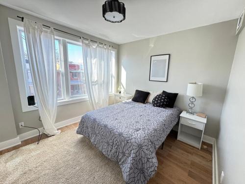 Northeast Apartamento | Cozy 2BR Updated Condo in DC