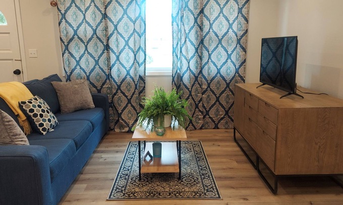 Bayville Casa | Cozy 3 bedroom ranch.