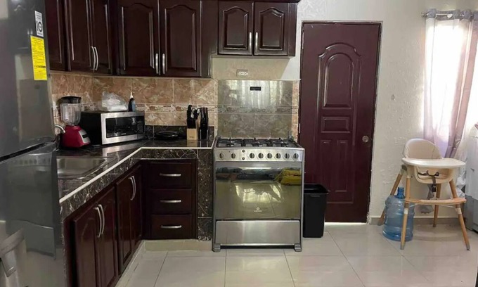 Bani Casa | Cozy 3-bedroom apartment with WiFi, in Bani pet friendly