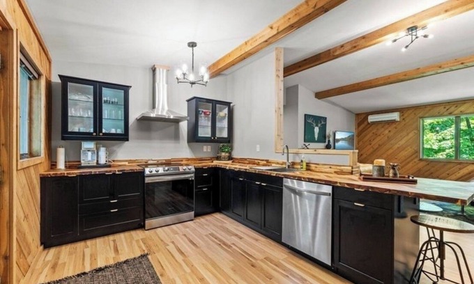 Cumberland Cabina | Cozy 3-bedroom cabin on beautiful Sand Lake in lovely Cumberland, WI.