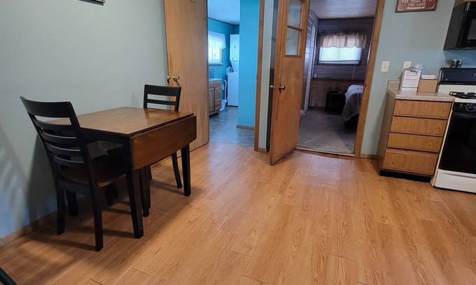 Okee Cabaña | Cozy 3 Bedroom Cottage- Breathtaking Lake Views
