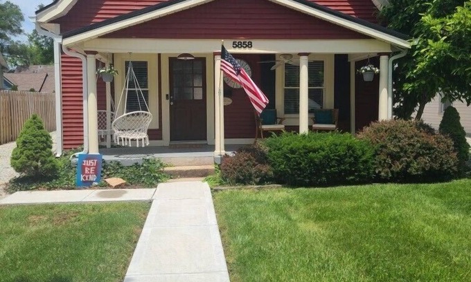 Irvington Casa | Cozy 3 bedroom home in the heart of Irvington