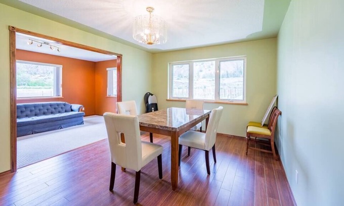 Okanagan-Similkameen Casa | Cozy 3 Bedroom Home in Keremeos - Suite A