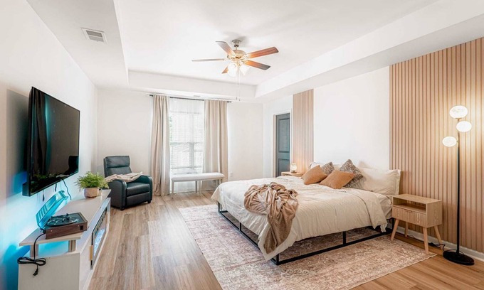Beech Island Casa | Cozy 3 Bedroom House with Gym & Arcade!