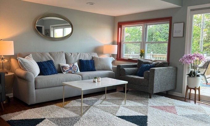 Brighton Casa | Cozy 3-bedroom house on Lake Chemung near Mt. Brighton