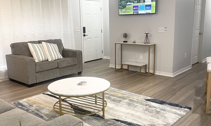 Flowood Casa | Cozy 3 bedroom near the water at Ross Barnett Reservoir & shopping & dining