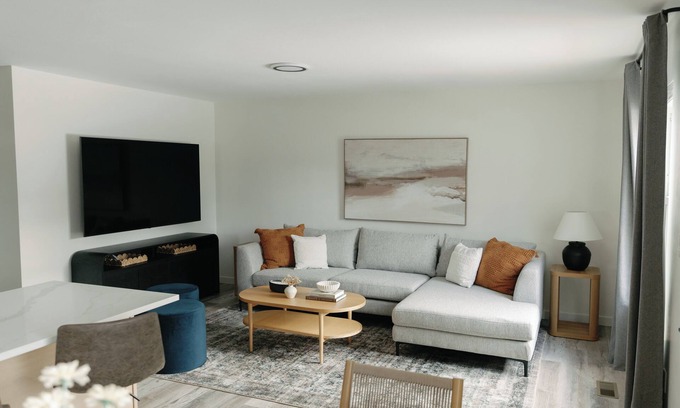 Monument Casa | Cozy 3-bedroom Sparrow Stay in Historic Town of Monument