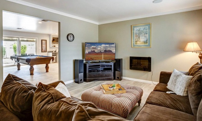 Pointe Scottsdale Casa | Cozy 3 bedroom, steps from Old-Town (sleeps 6)!