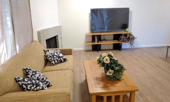 Richmond Casa | Cozy 3br/2.5ba home near Richmond BART and Kaiser Hospital