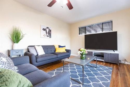 Murray Casa | Cozy-3br-getaway-pets Allowed-nea