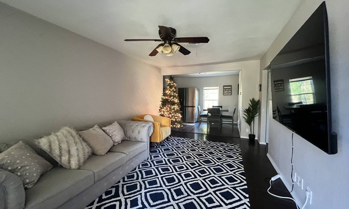 North Richland Hills Casa | Cozy 3BR Home, Huge Yard, 65" TV