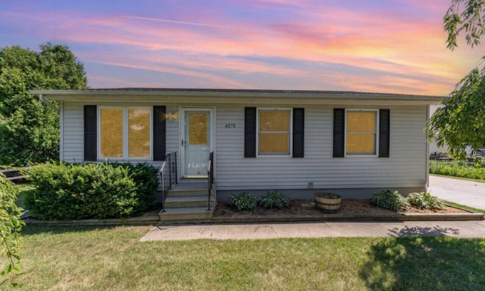 Bay City Casa | Cozy 3BR Home Near Park & Shops