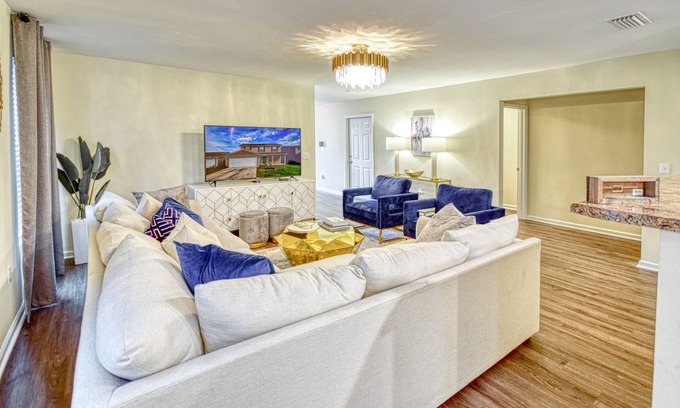 Tallahassee Casa | Cozy 4/2.5 State Capitol, FSU/FAMU & Downtown