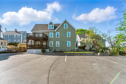 Dorchester Apartamento | Cozy 4 Bedroom Apartment in Boston