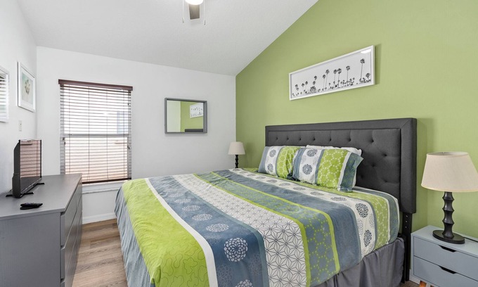 Highgate Park Villa | Cozy 4 bedroom near Disney