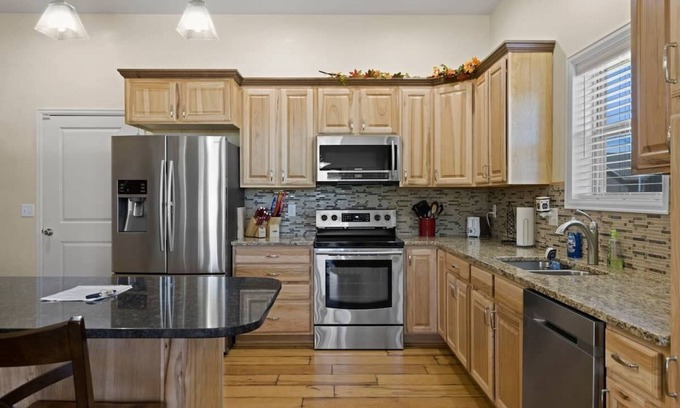 Casper Casa | Cozy 4 BR/4BA Home w/Amazing Mtn Views!