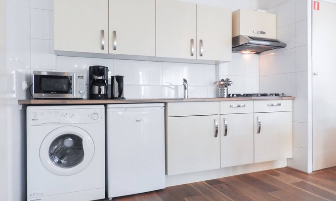 Wemeldinge Casa | Cozy 4-person holiday home in the center of Wemeldinge at 500m from the beach