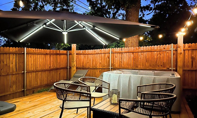 Irving Casa | Cozy 4BR/2BA in Irving, TX Hot Tub Game Room Near DFW Airport & Downtown