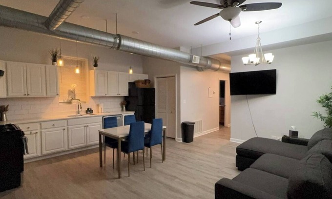 Lower West Side Apartamento | Apartamento de 4 habitaciones minutos de restaurantes, entretenimiento y tiendas