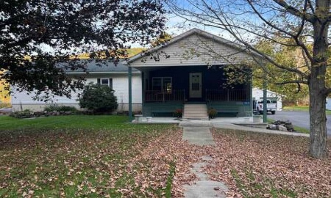 Wellsboro Casa | Cozy 4BR Home w/ Mountain Views + Firepit