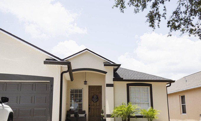 Sunset Ridge Casa | Cozy 6 bedroom minutes from Disney!