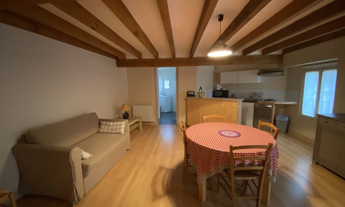La Roche-Posay Apartamento | Agradable apartamento 70m² con WIFI cerca de los baños Termales Saint Roch