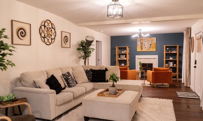 Hidden Valley Casa | Cozy and Charming Haven near NoDa