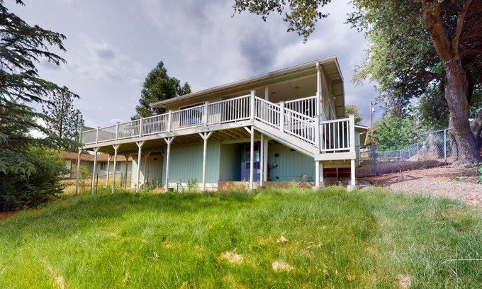 Yosemite Forks Casa | Cozy and Comfortable Yosemite Portal