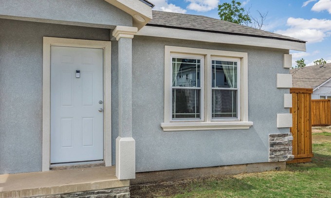 Amarillo Casa | Cozy and comfy 1-bedroom home w/ washer-dryer set, located right on Rt 66