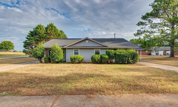 Cedartown Apartamento | Cozy and Convenient