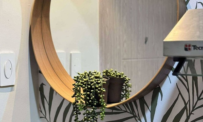 San Dionisio Condominio | Cozy and Luxurious 2 bedroom condominium unit , near NAIA airport.