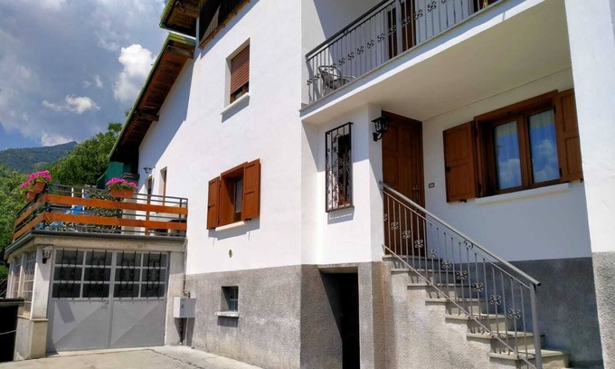 Aosta Casa | Cozy and quiet apartment with fantastic panoramic views.