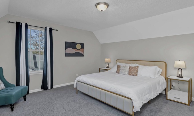 State Park Casa | Cozy and Quiet- Private Upstairs Duplex