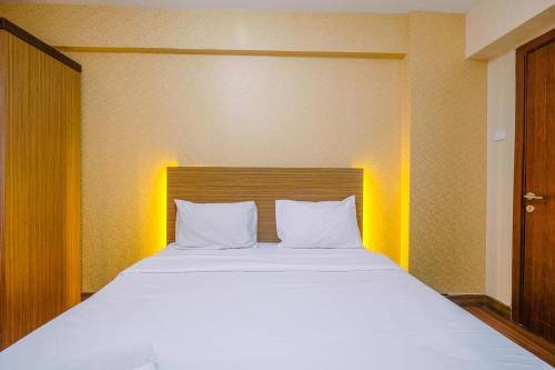 Depok Apartamento | Cozy and Simple Living Studio Apartment at Cinere Resort By Travelio